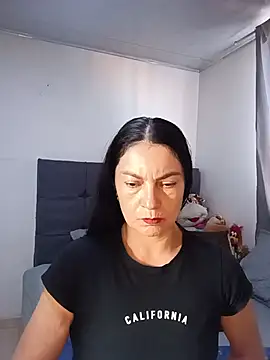 renata hot1 online show from 06-23-26, 09:24