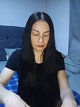 renata hot1 online show from 07-17-26, 12:39