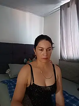 renata hot1 online show from 08-04-26, 08:33