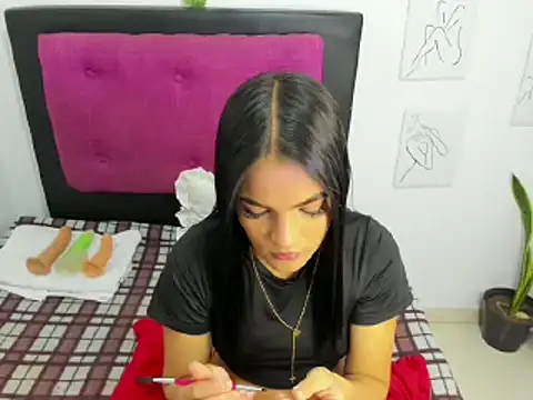 Snapshot of AlondraFoxx chatting on 09-11-25, 02:55 AlondraFoxx online show from 09-11-25, 02:55