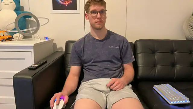 BlueEyedTallGuy94 online show from 01-12-25, 01:32