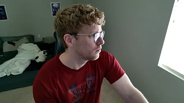 Snapshot of BlueEyedTallGuy94 chatting on 07-15-26, 10:04 BlueEyedTallGuy94 online show from 07-15-26, 10:04