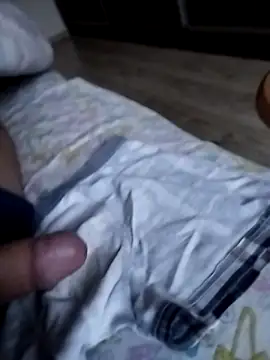 Snapshot of Grig1982 chatting on 12-16-25, 06:51 Grig1982 online show from 12-16-25, 06:51