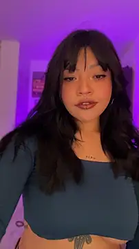 Snapshot of Ashley_Chriss chatting on 05-17-26, 06:44 Ashley Chriss online show from 05-17-26, 06:44