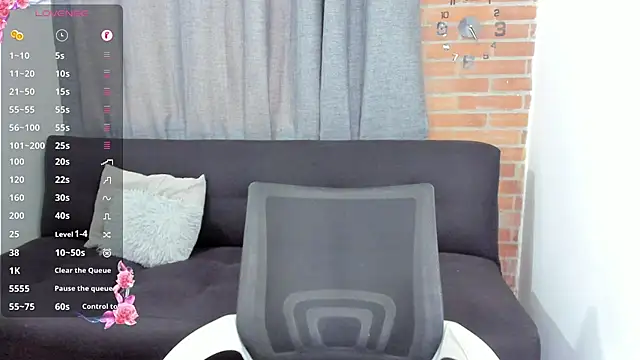 Snapshot of curly_muscle chatting on 12-08-24, 09:52 curly muscle online show from 12-08-24, 09:52