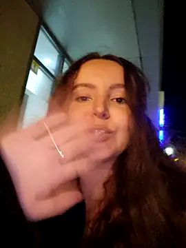 Snapshot of LineaDemie chatting on 10-10-25, 07:13 LineaDemie online show from 10-10-25, 07:13