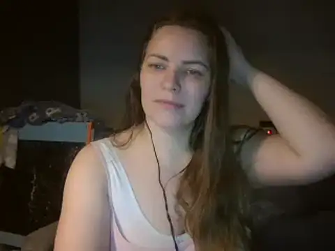 Snapshot of AnnaDiamond1 chatting on 12-21-24, 10:51 AnnaDiamond1 online show from 12-21-24, 10:51