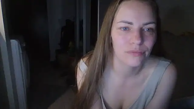 AnnaDiamond1 online show from 06-28-26, 07:42