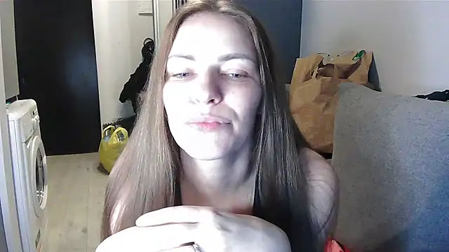 AnnaDiamond1 online show from 08-06-26, 09:39
