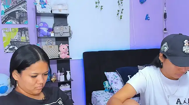 Snapshot of sara_mendez2 chatting on 02-26-25, 07:27 sara mendez2 online show from 02-26-25, 07:27