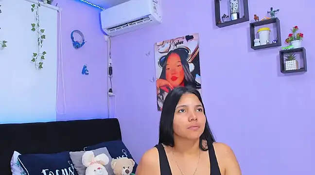 Snapshot of sara_mendez2 chatting on 02-27-25, 07:47 sara mendez2 online show from 02-27-25, 07:47