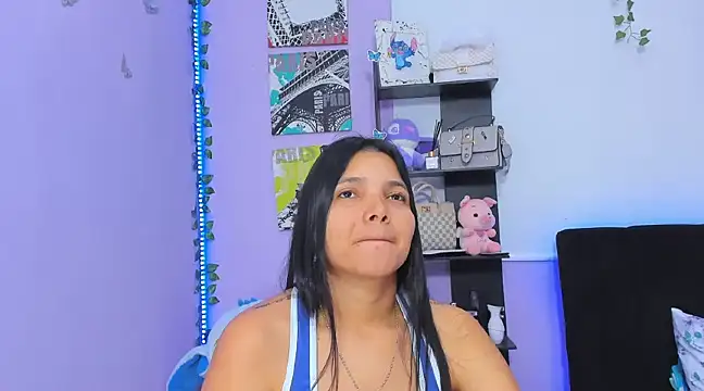 Snapshot of sara_mendez2 chatting on 02-27-25, 10:53 sara mendez2 online show from 02-27-25, 10:53