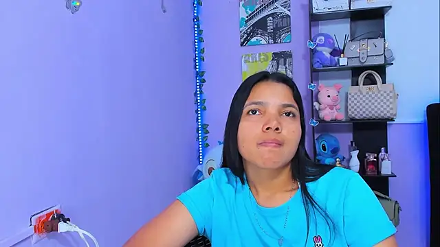 Snapshot of sara_mendez2 chatting on 03-07-25, 07:38 sara mendez2 online show from 03-07-25, 07:38