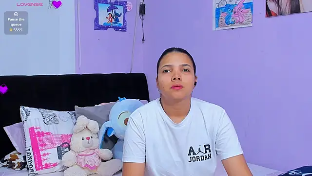 Snapshot of sara_mendez2 chatting on 09-14-25, 11:26 sara mendez2 online show from 09-14-25, 11:26