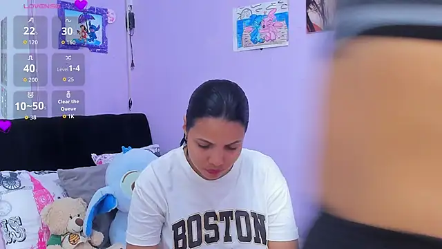 Snapshot of sara_mendez2 chatting on 09-18-25, 12:12 sara mendez2 online show from 09-18-25, 12:12