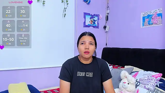 Snapshot of sara_mendez2 chatting on 10-14-25, 11:16 sara mendez2 online show from 10-14-25, 11:16