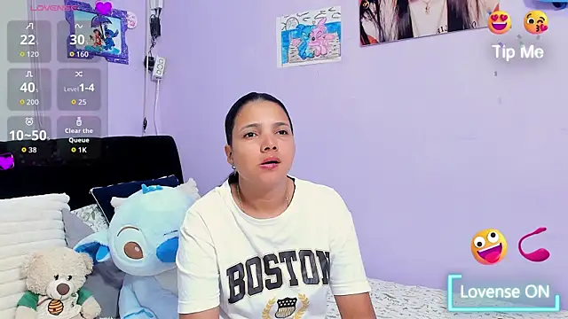 Snapshot of sara_mendez2 chatting on 11-07-25, 10:54 sara mendez2 online show from 11-07-25, 10:54