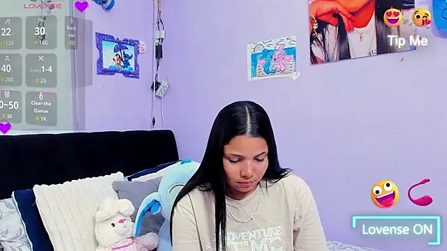 Snapshot of sara_mendez2 chatting on 11-13-25, 11:25 sara mendez2 online show from 11-13-25, 11:25