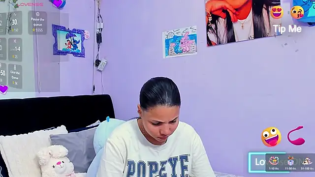 Snapshot of sara_mendez2 chatting on 11-14-25, 11:13 sara mendez2 online show from 11-14-25, 11:13