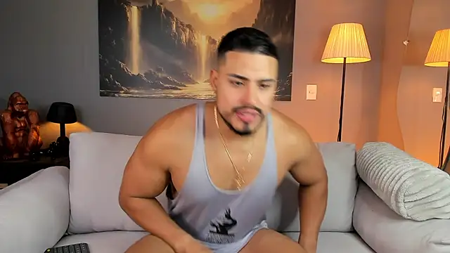 Snapshot of ApoloMakris chatting on 01-05-26, 06:44 ApoloMakris online show from 01-05-26, 06:44