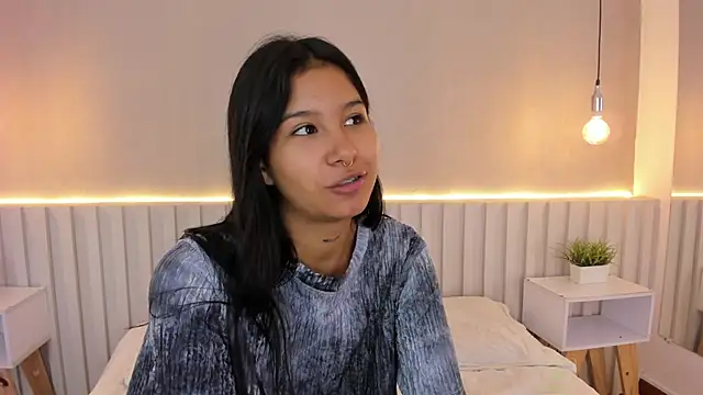 Aida moreno online show from 02-15-25, 11:06