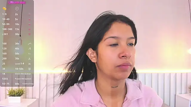 Aida moreno online show from 02-25-25, 10:58