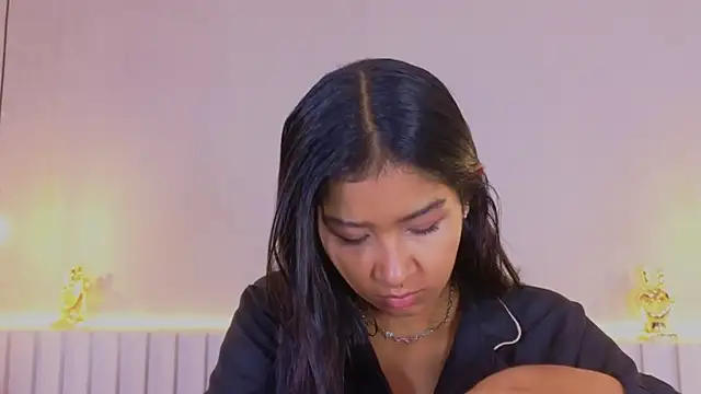 Aida moreno online show from 09-18-25, 11:45