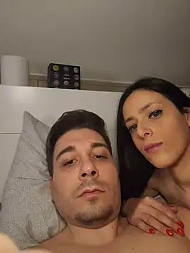 Snapshot of dansarah chatting on 03-10-26, 08:08 dansarah online show from 03-10-26, 08:08