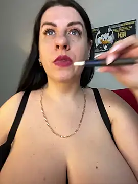 Evelinia online show from 03-07-25, 06:11