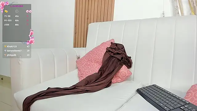 malak nanyy online show from 03-08-25, 05:59