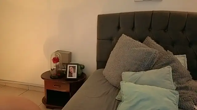 Emma Lombardi online show from 03-03-26, 01:17