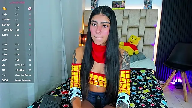 little sophie18 online show from 10-13-25, 10:32