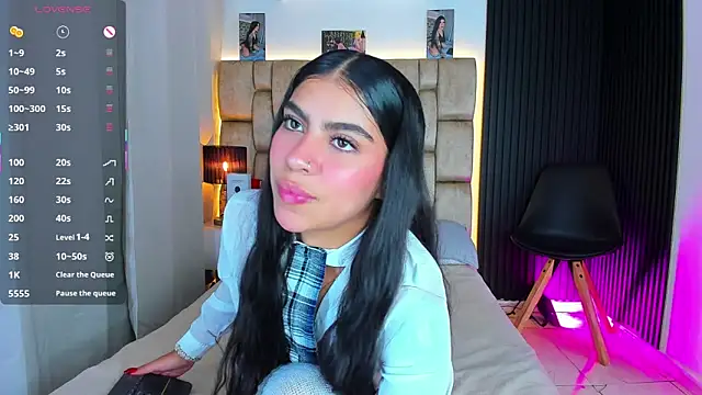 little sophie18 online show from 01-31-26, 07:23