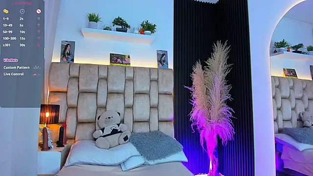 little sophie18 online show from 07-27-26, 07:43