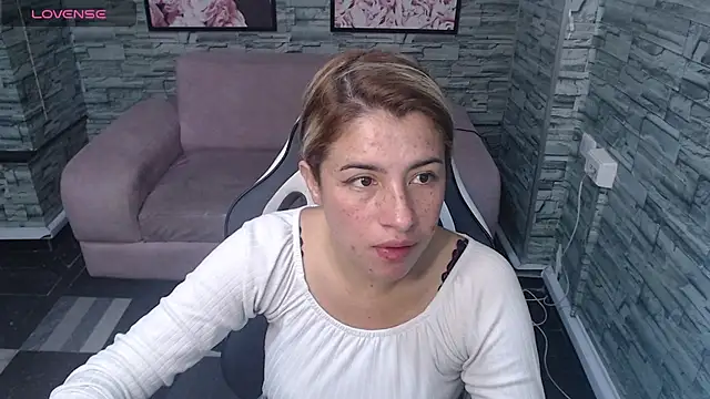 Valerie b online show from 12-21-24, 12:38