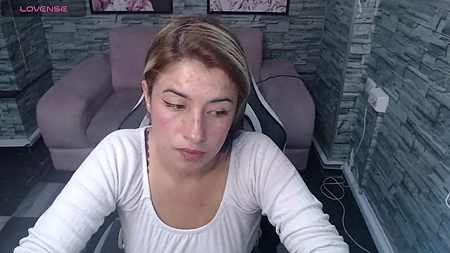 Valerie b online show from 12-21-24, 06:44