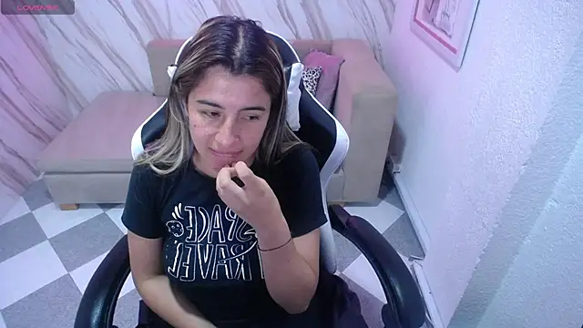 Valerie b online show from 02-12-25, 06:08