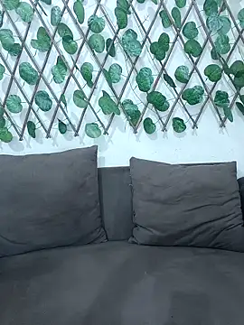 Snapshot of Bold-Cat chatting on 09-21-25, 05:58 Bold-Cat online show from 09-21-25, 05:58