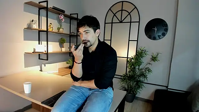 Ian Daviz online show from 10-20-25, 12:05