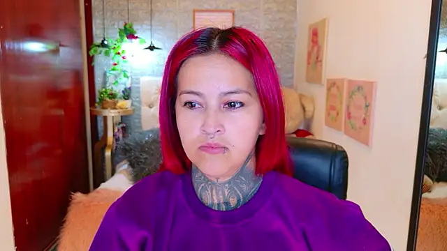 meghan nill online show from 11-28-25, 02:47