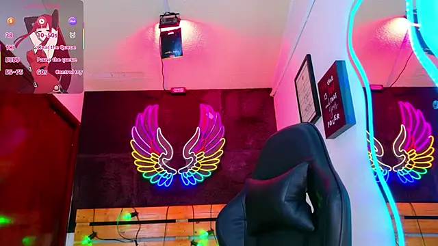 meghan nill online show from 04-24-26, 03:20