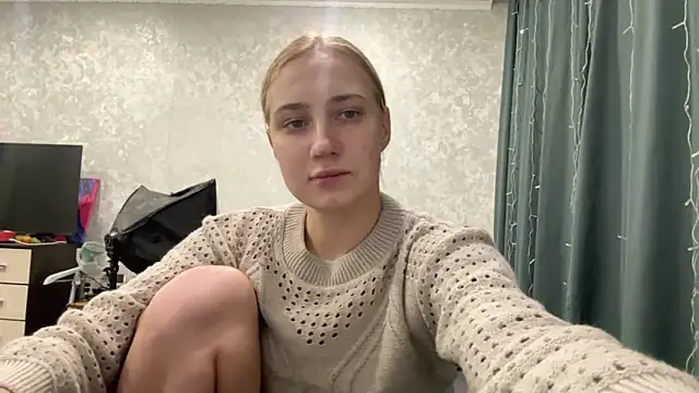 AnneBall online show from 12-30-24, 03:46