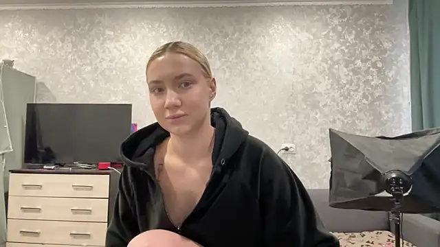 AnneBall online show from 01-29-25, 08:18