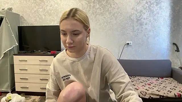 AnneBall online show from 02-10-25, 09:14