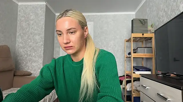 Snapshot of AnneBall chatting on 01-13-26, 09:58 AnneBall online show from 01-13-26, 09:58