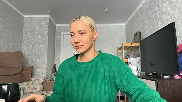 Snapshot of AnneBall chatting on 02-24-26, 08:01 AnneBall online show from 02-24-26, 08:01