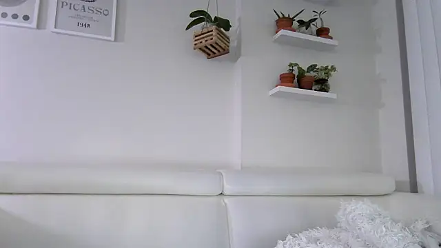 Snapshot of badblondebunny chatting on 02-08-26, 01:42 badblondebunny online show from 02-08-26, 01:42