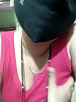 Snapshot of Kashish_18 chatting on 05-09-26, 12:21 Kashish 18 online show from 05-09-26, 12:21