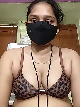 Snapshot of Kashish_18 chatting on 05-12-26, 04:42 Kashish 18 online show from 05-12-26, 04:42