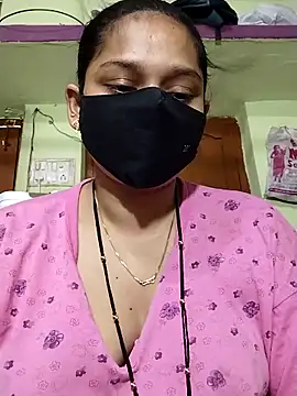Snapshot of Kashish_18 chatting on 06-05-26, 07:14 Kashish 18 online show from 06-05-26, 07:14